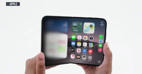 Apple Unveils Foldable iPhone; A Revolution in the World of Technology!