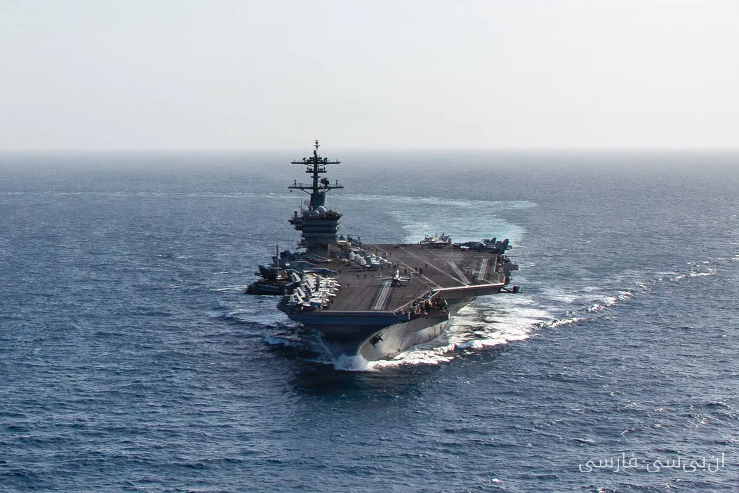 هشت عضو نیروی دریایی در ناو USS Abraham Lincoln اقدام به خودکشی کردند