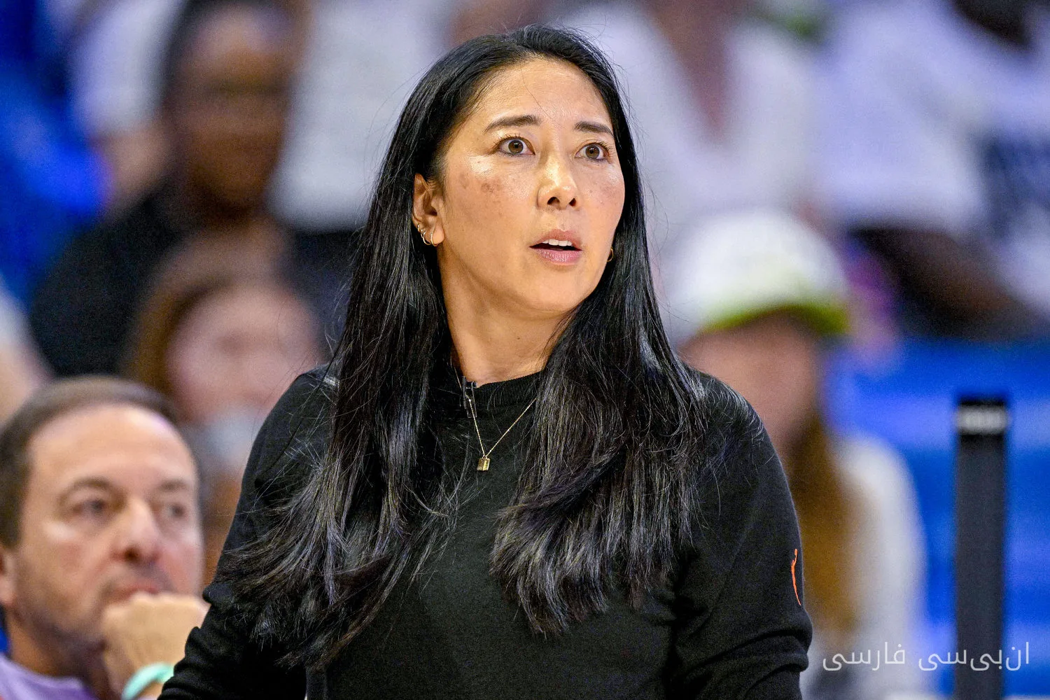 مربی گلدن استیت والکریز در میانه بازی بیهوش شد